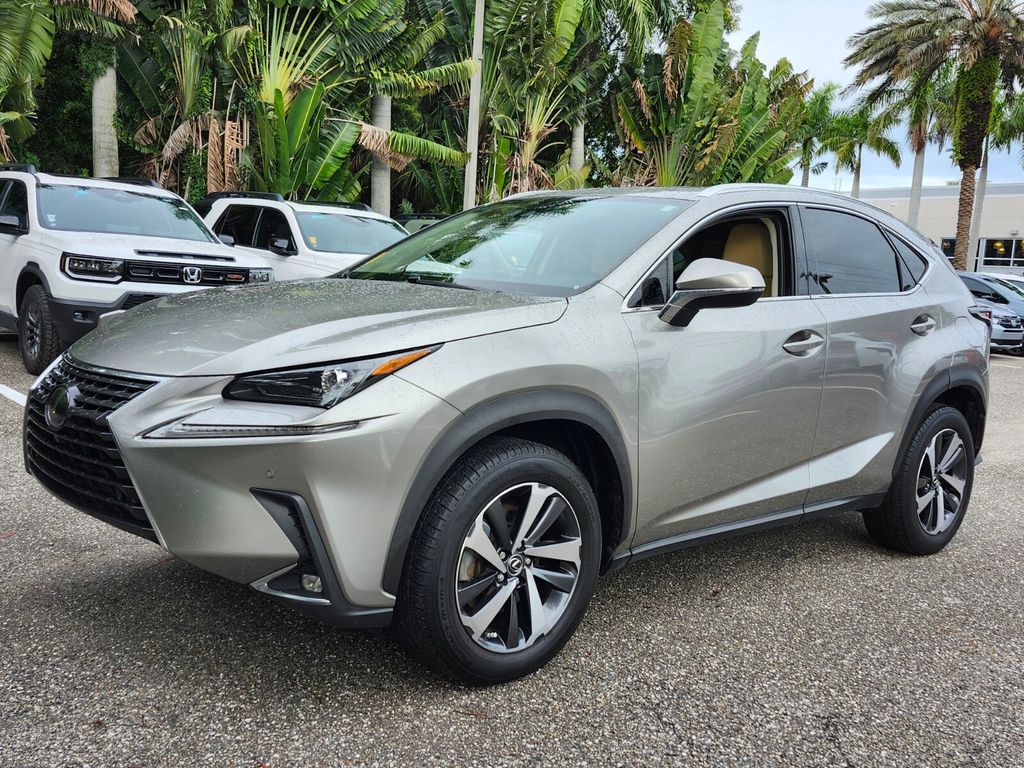 2020 Lexus NX 300 Premium photo 3