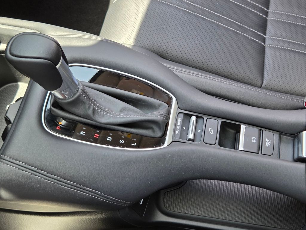 2024 Honda HR-V EX-L - Photo 29