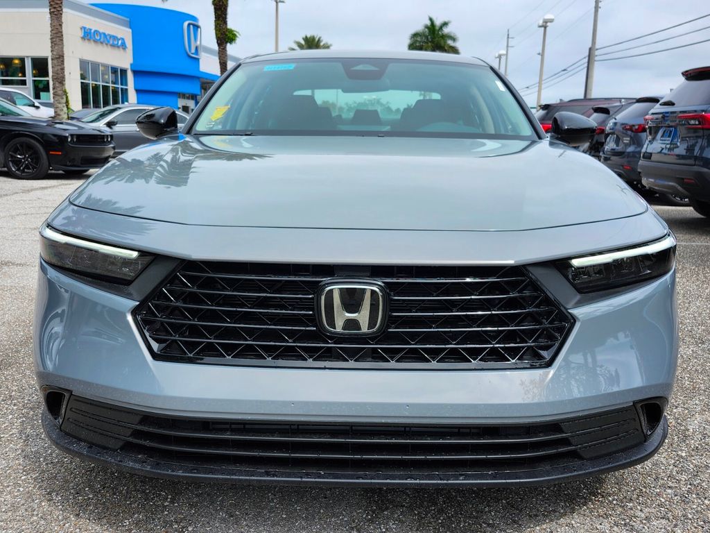 2025 Honda Accord SE photo 2