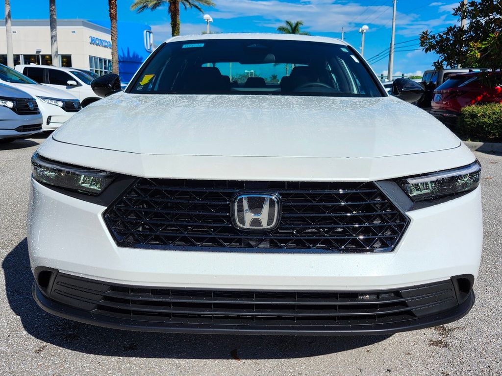 2025 Honda Accord Hybrid Sport photo 2