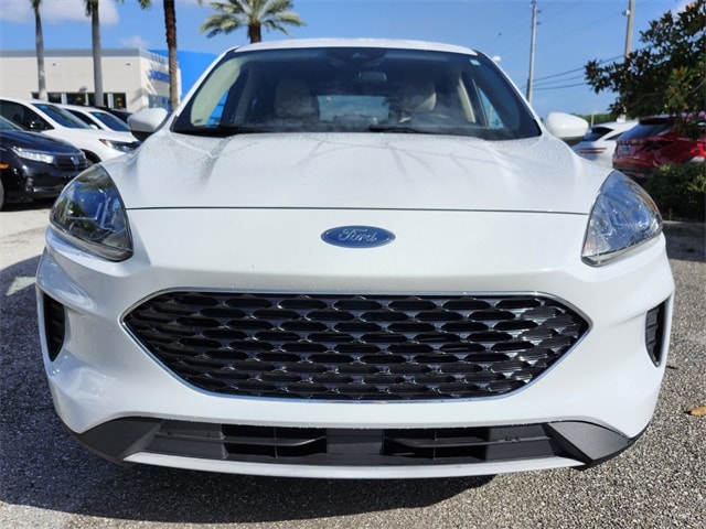 Used 2020 Ford Escape SE with VIN 1FMCU0G64LUA24516 for sale in Stuart, FL