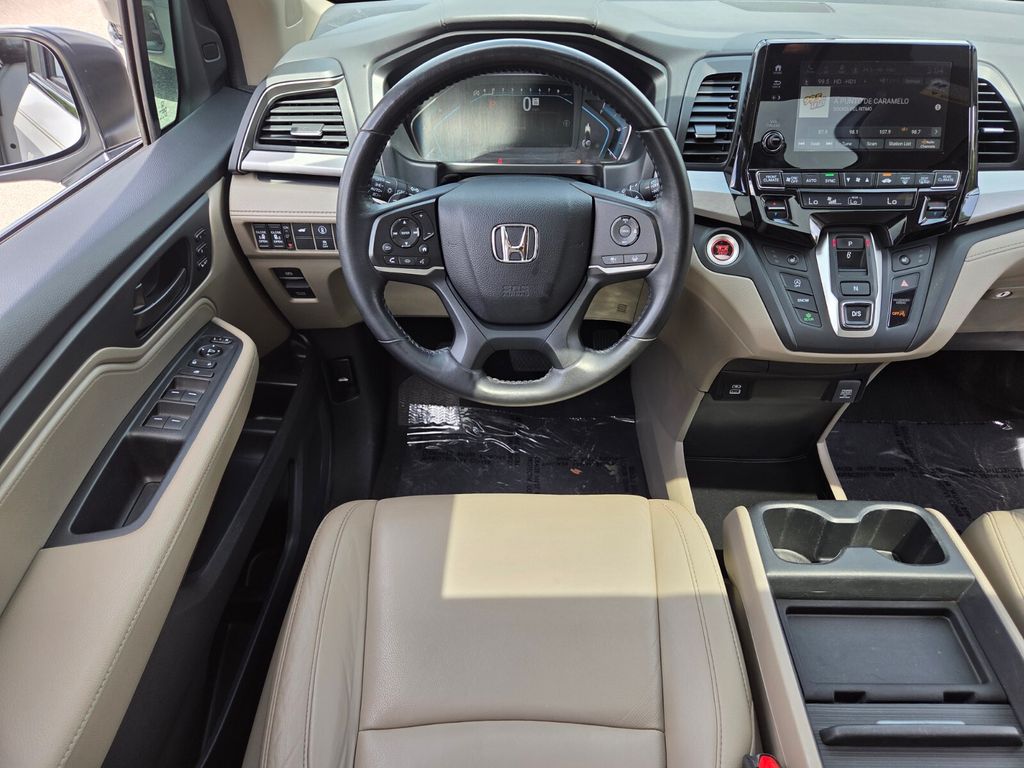 2022 Honda Odyssey EX-L - Photo 12