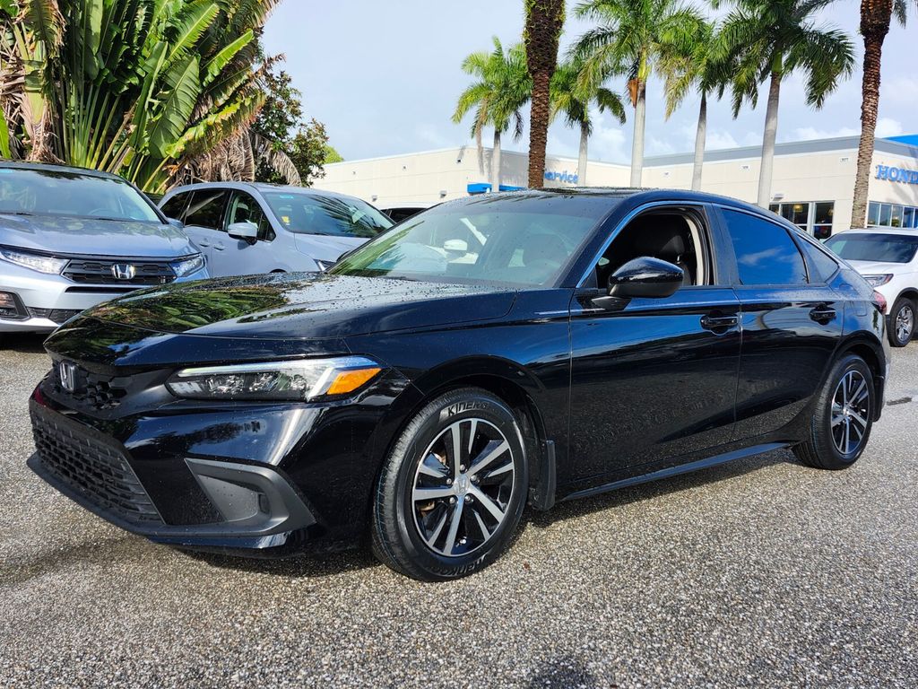 2023 Honda Civic LX Hatchback photo 3
