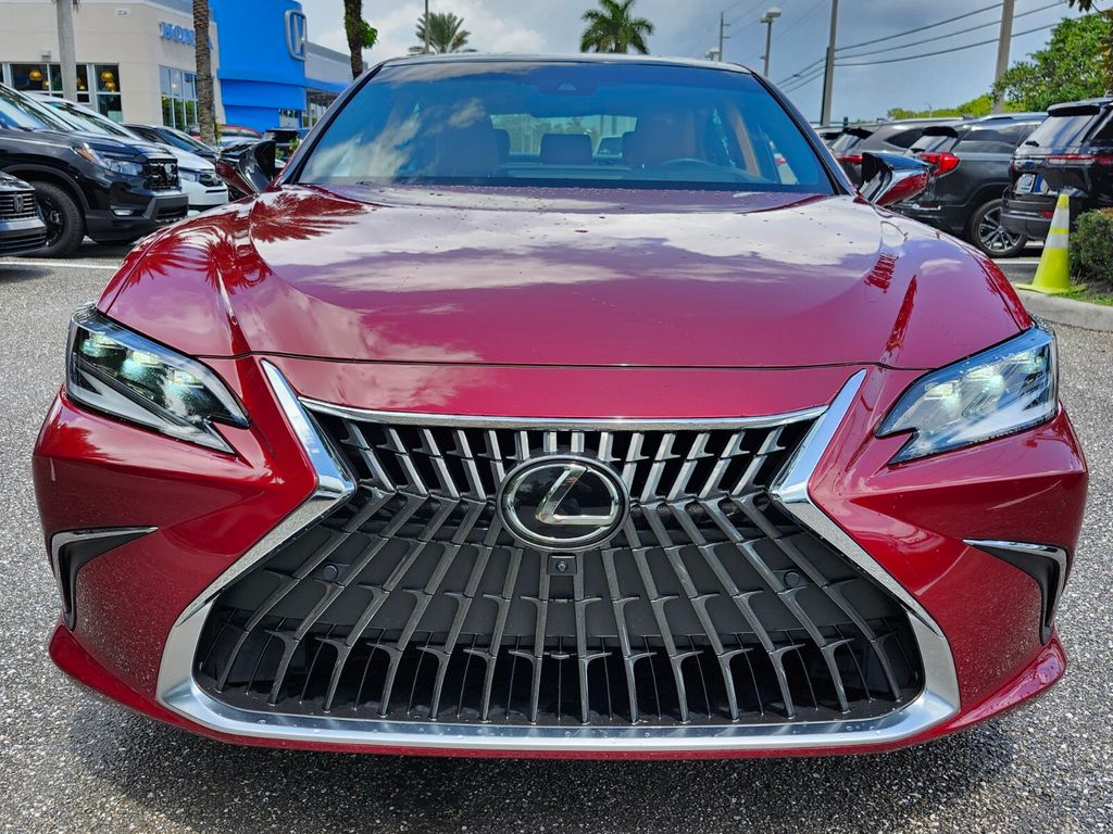 2023 Lexus ES 350 Ultra Luxury photo 2