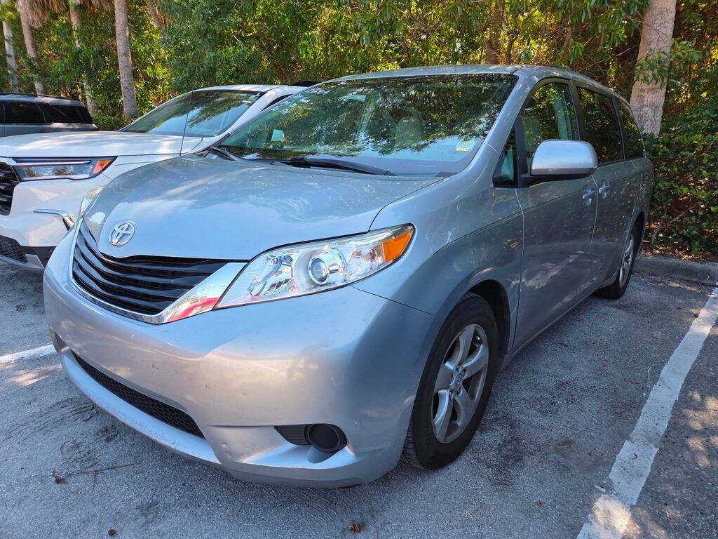 Used 2014 Toyota Sienna LE Van