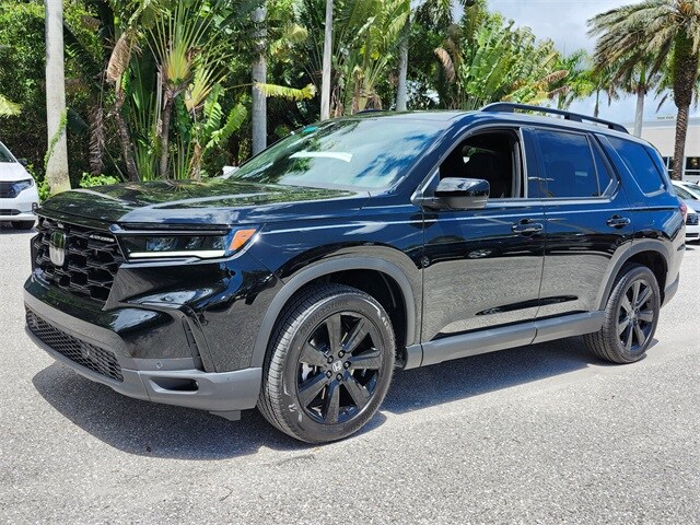 2025 Honda Pilot Black Edition photo 3