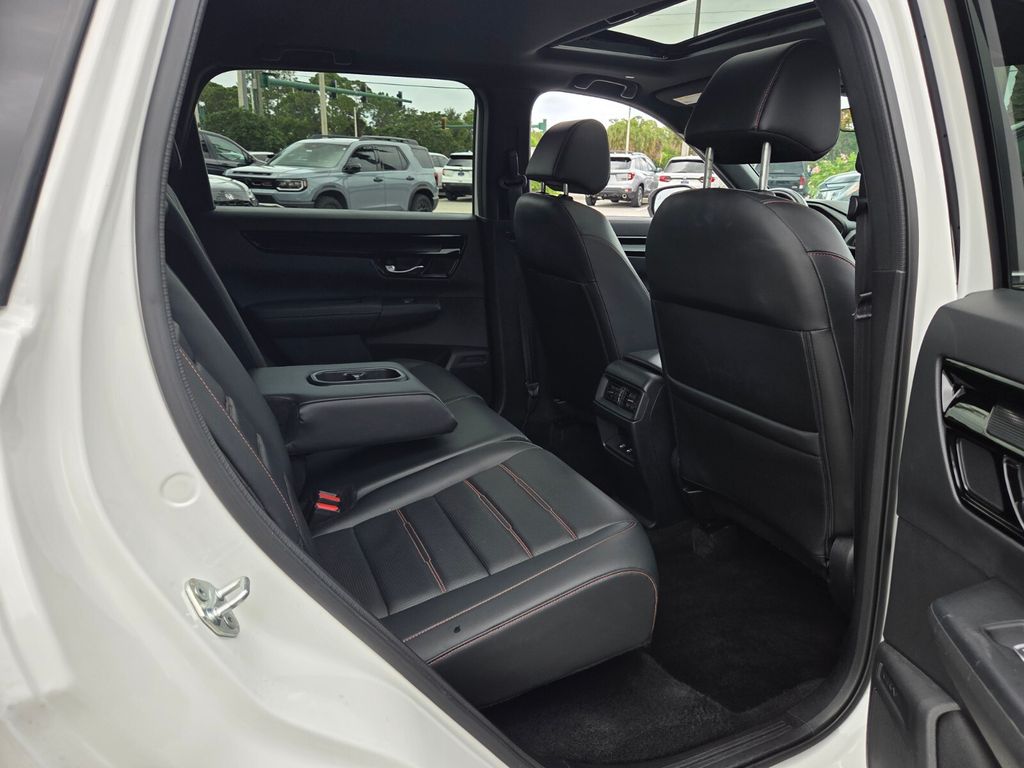 2025 Honda CR-V Sport Touring - Photo 18