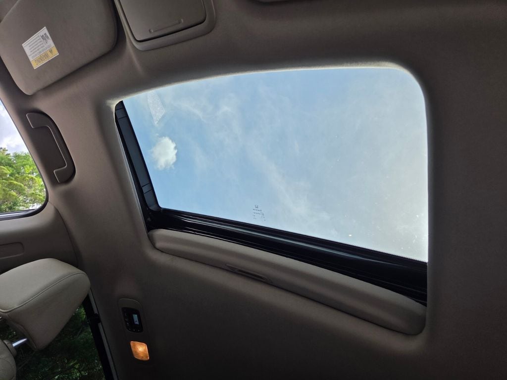 2022 Honda Odyssey EX-L - Photo 19