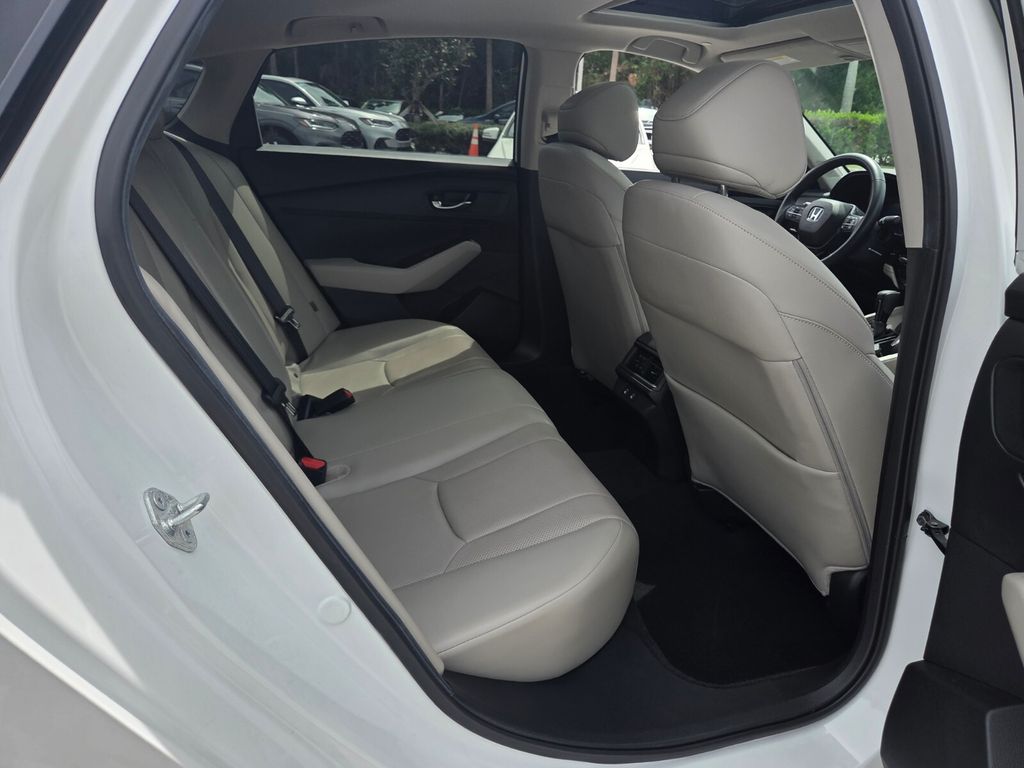 2024 Honda Accord Hybrid EX-L - Photo 17