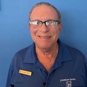 Staff member Leonard Green from a4cb7e689304