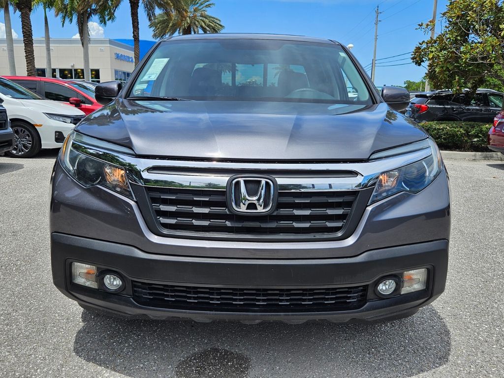 2019 Honda Ridgeline RTL photo 2