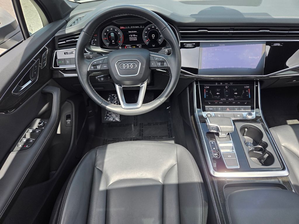 2025 Audi Q7 Premium Plus - Photo 12