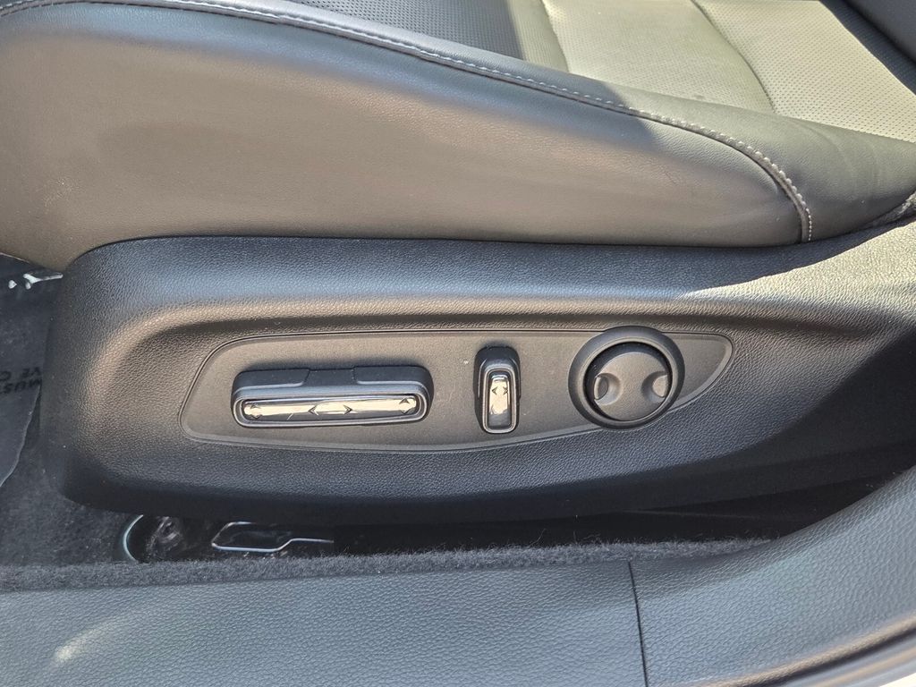 2024 Honda Accord Hybrid EX-L - Photo 10
