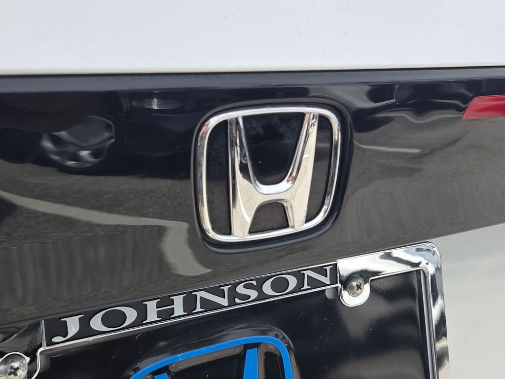 2024 Honda Accord Hybrid EX-L - Photo 16
