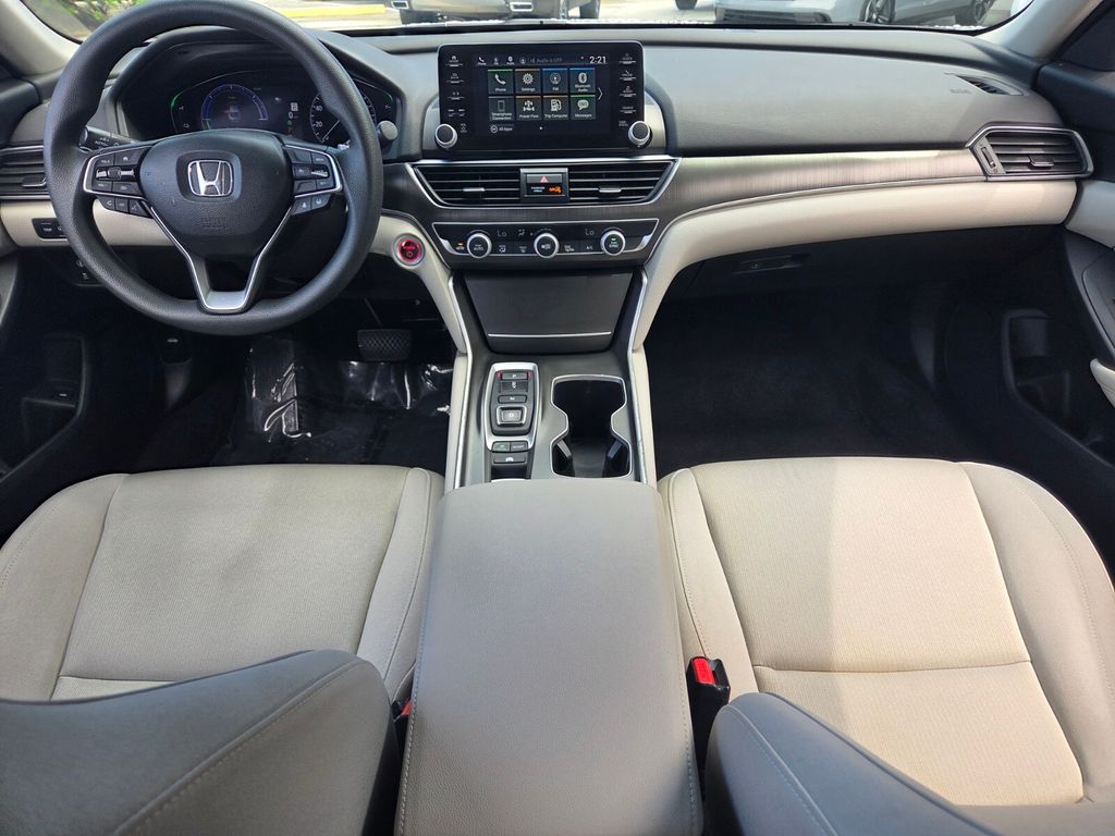 2021 Honda Accord Hybrid - Photo 13
