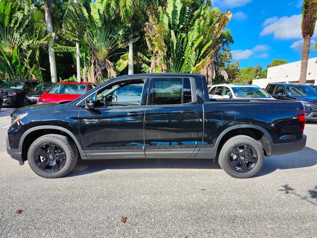 2026 Honda Ridgeline Black Edition photo 4