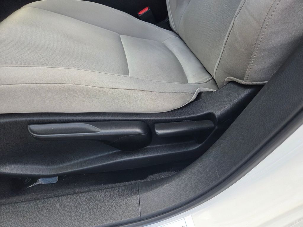 2021 Honda Accord Hybrid - Photo 10