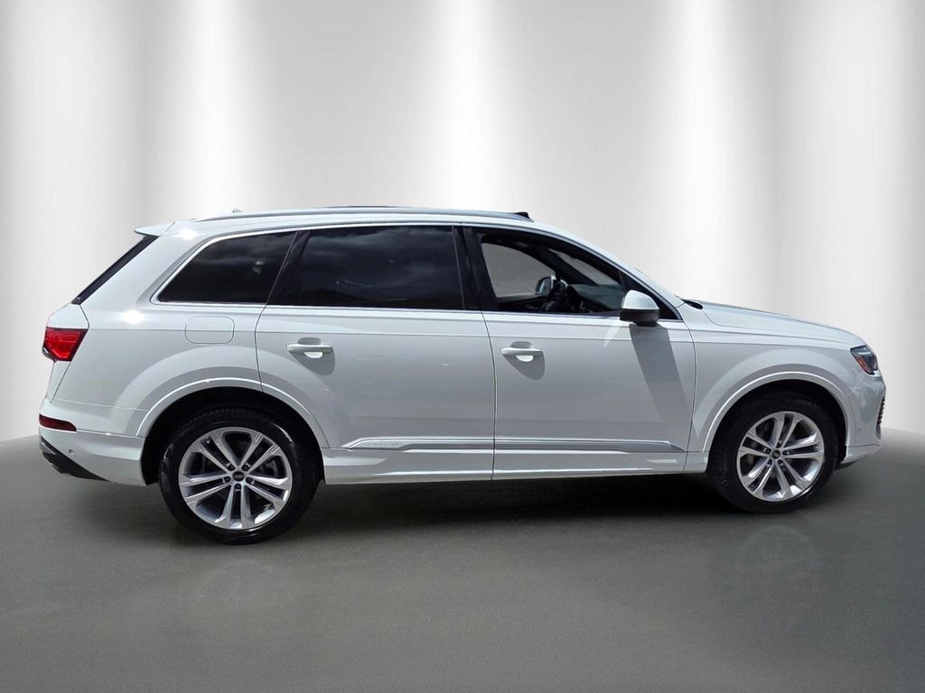 Used 2025 Audi Q7 55 Premium Plus Quattro SUV