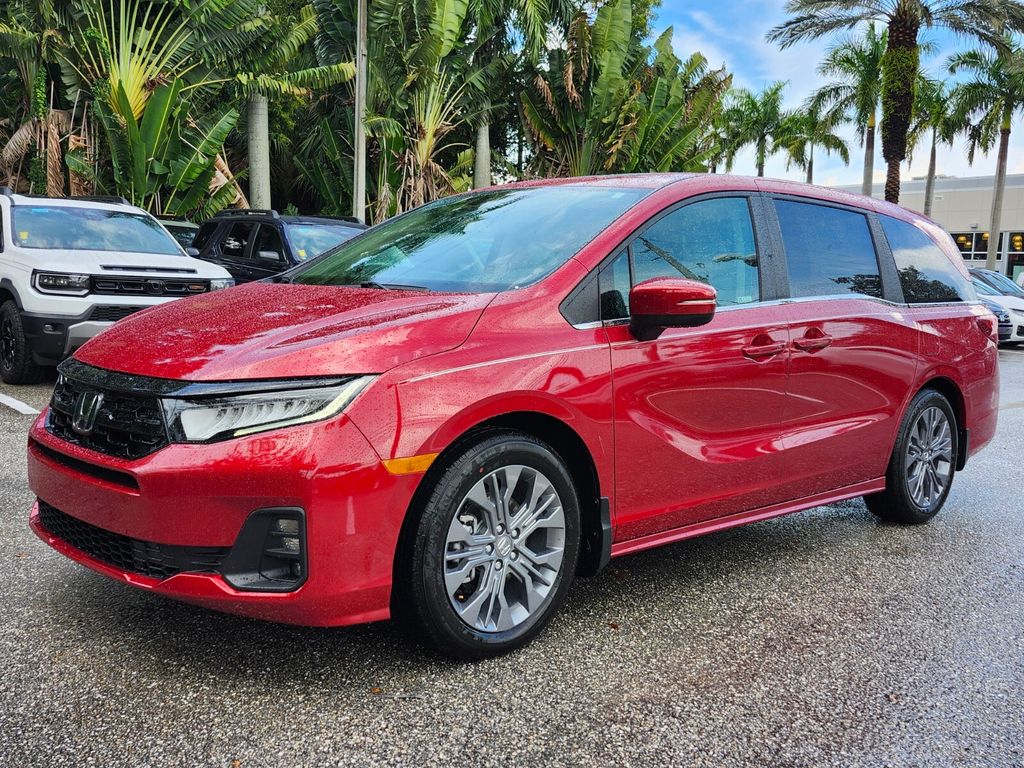 2026 Honda Odyssey Touring photo 3