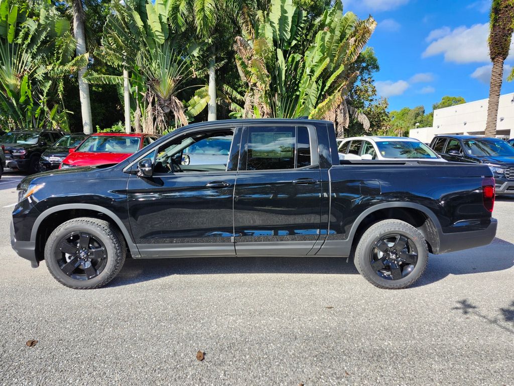 2026 Honda Ridgeline Black Edition photo 4
