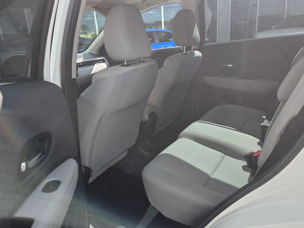 2022 Honda HR-V LX - Photo 11