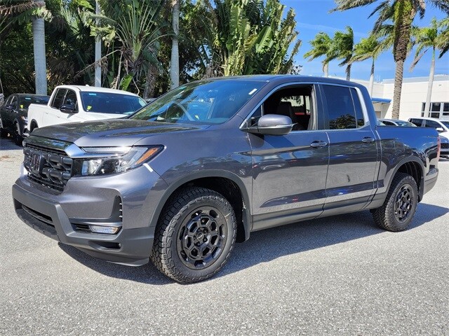 2025 Honda Ridgeline RTL photo 3