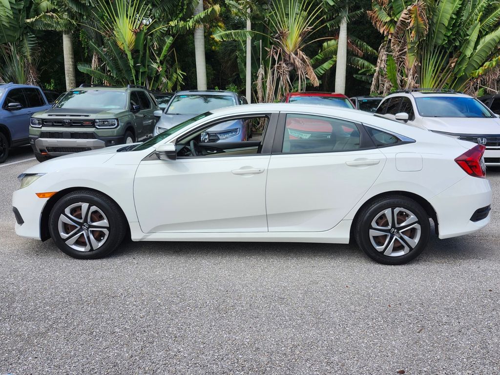 2017 Honda Civic LX photo 4