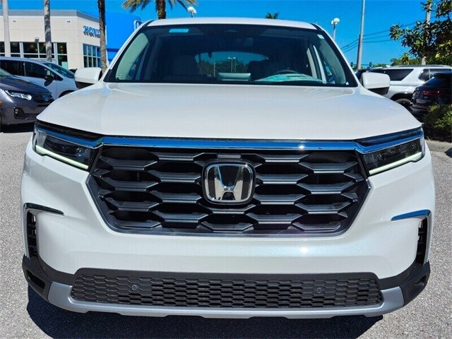 2025 Honda Pilot EX-L photo 2
