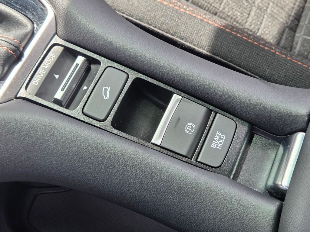 2025 Honda HR-V Sport - Photo 28