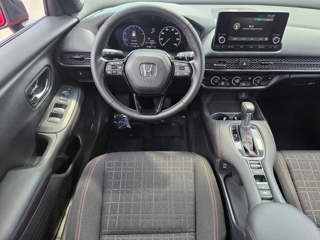 2025 Honda HR-V Sport - Photo 12