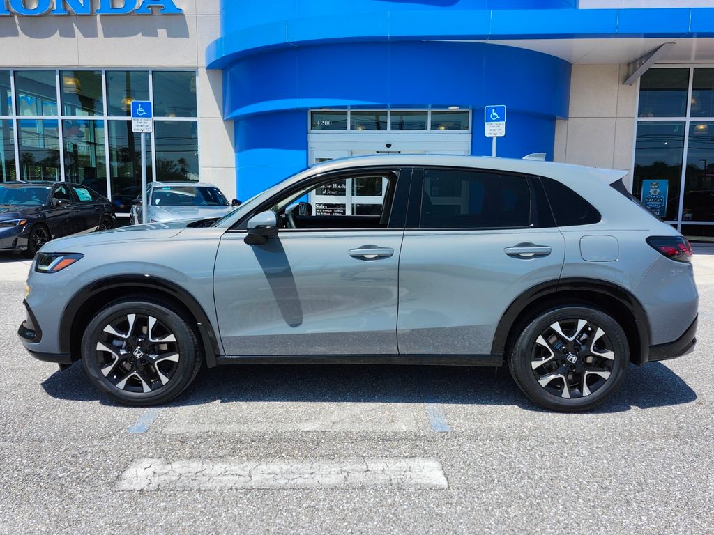 2026 Honda HR-V EX-L photo 4