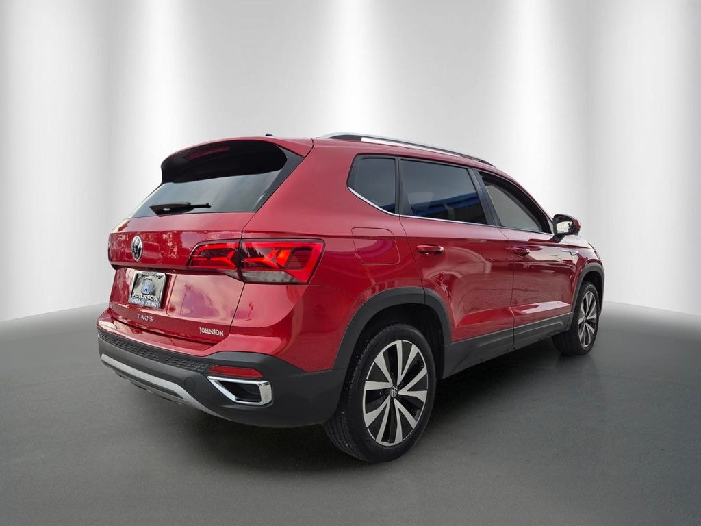 Used 2024 Volkswagen Taos 1.5T SE SUV