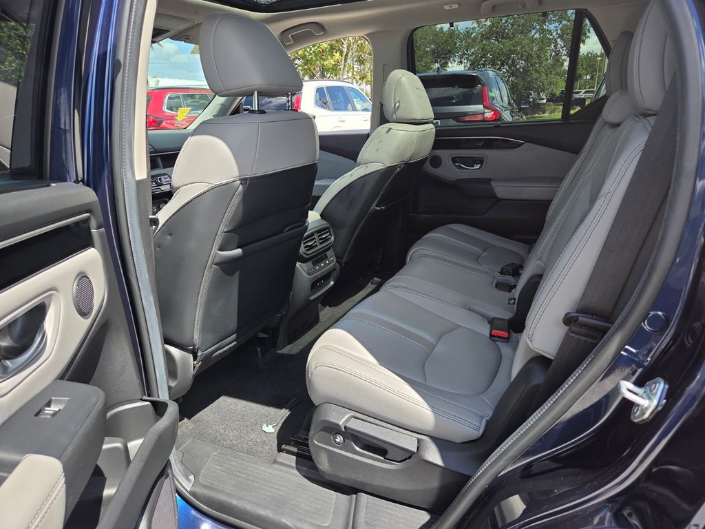 2024 Honda Pilot Touring - Photo 11