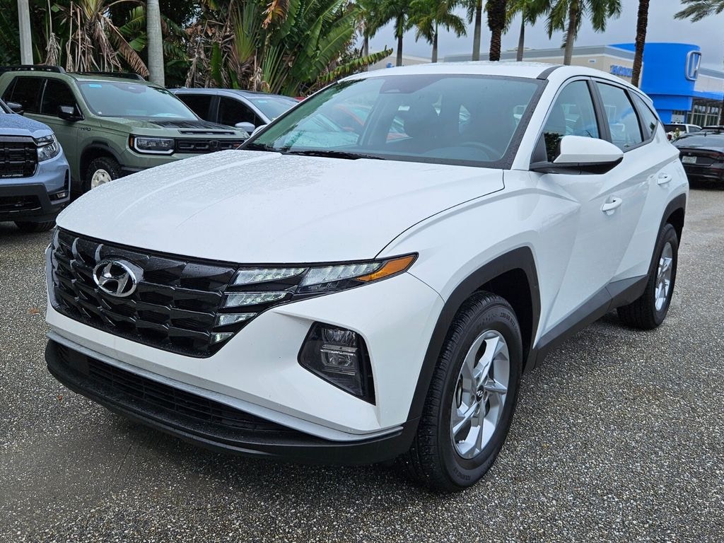 Used 2024 Hyundai Tucson SE SUV