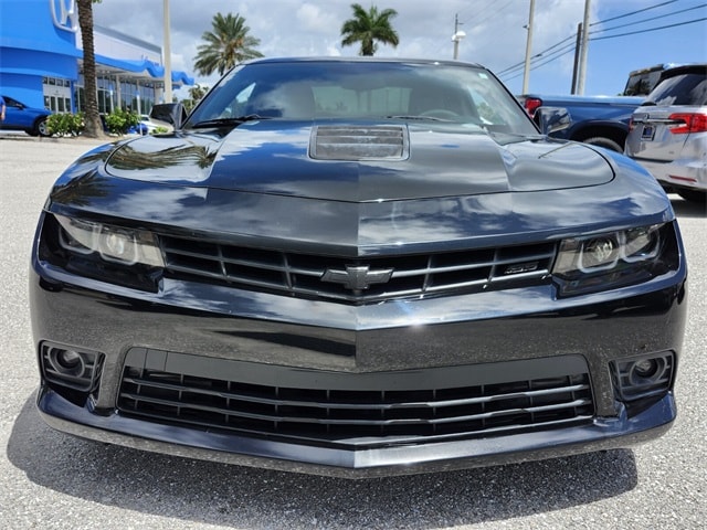 Used 2015 Chevrolet Camaro 1SS with VIN 2G1FG1EW5F9128895 for sale in Stuart, FL