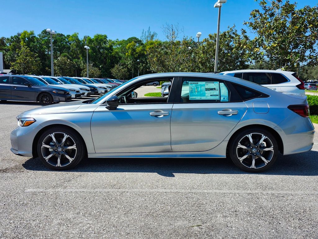 2025 Honda Civic Hybrid Sport Touring photo 4