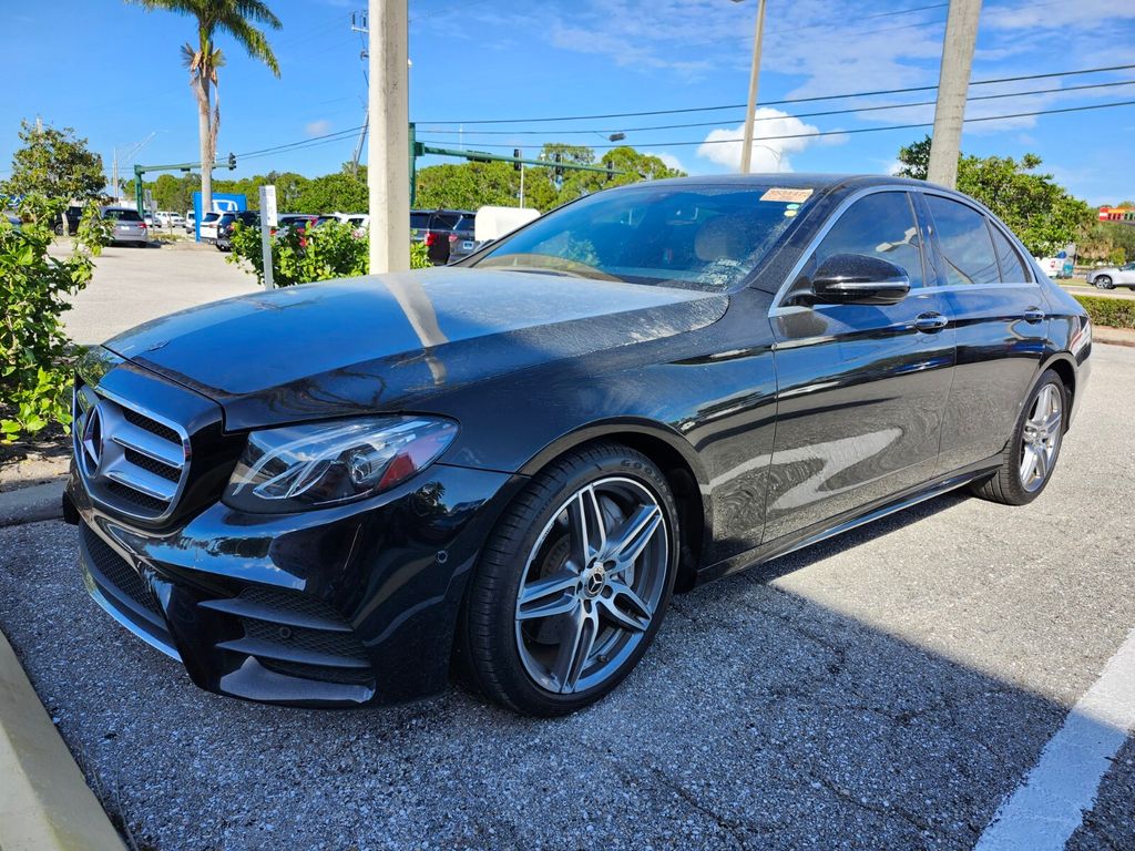 2018 Mercedes Benz E 300 photo 3