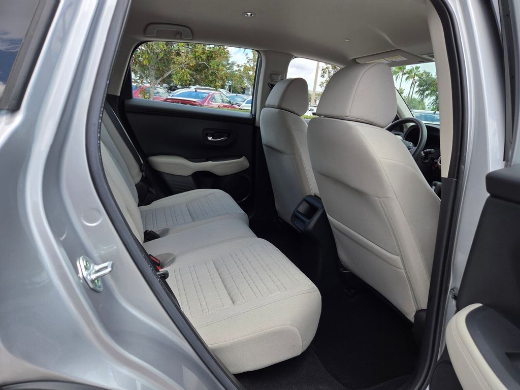2024 Honda HR-V LX - Photo 17