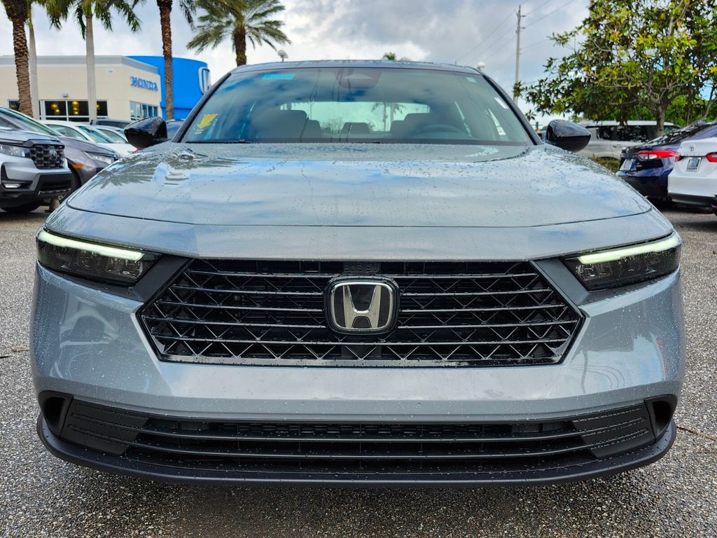 2025 Honda Accord Hybrid Sport photo 2