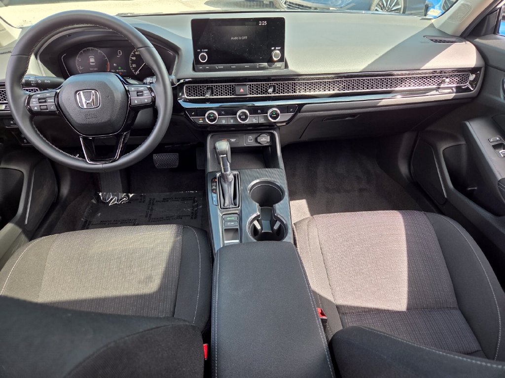 2024 Honda Civic EX - Photo 13