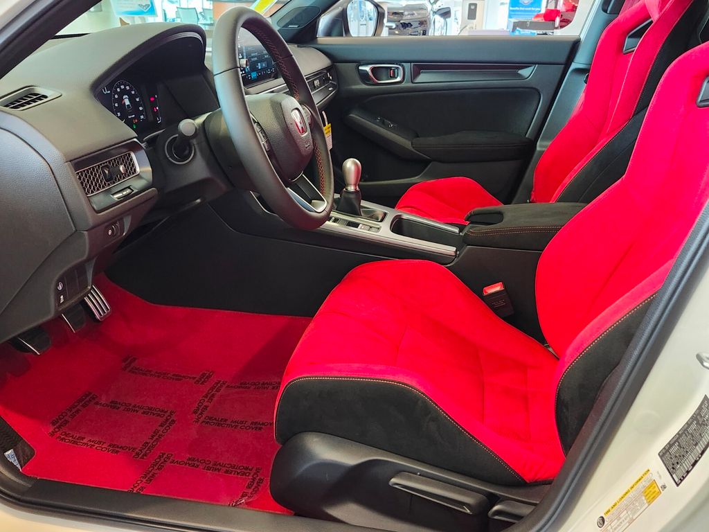 2025 Honda Civic Type R Hatchback photo 2