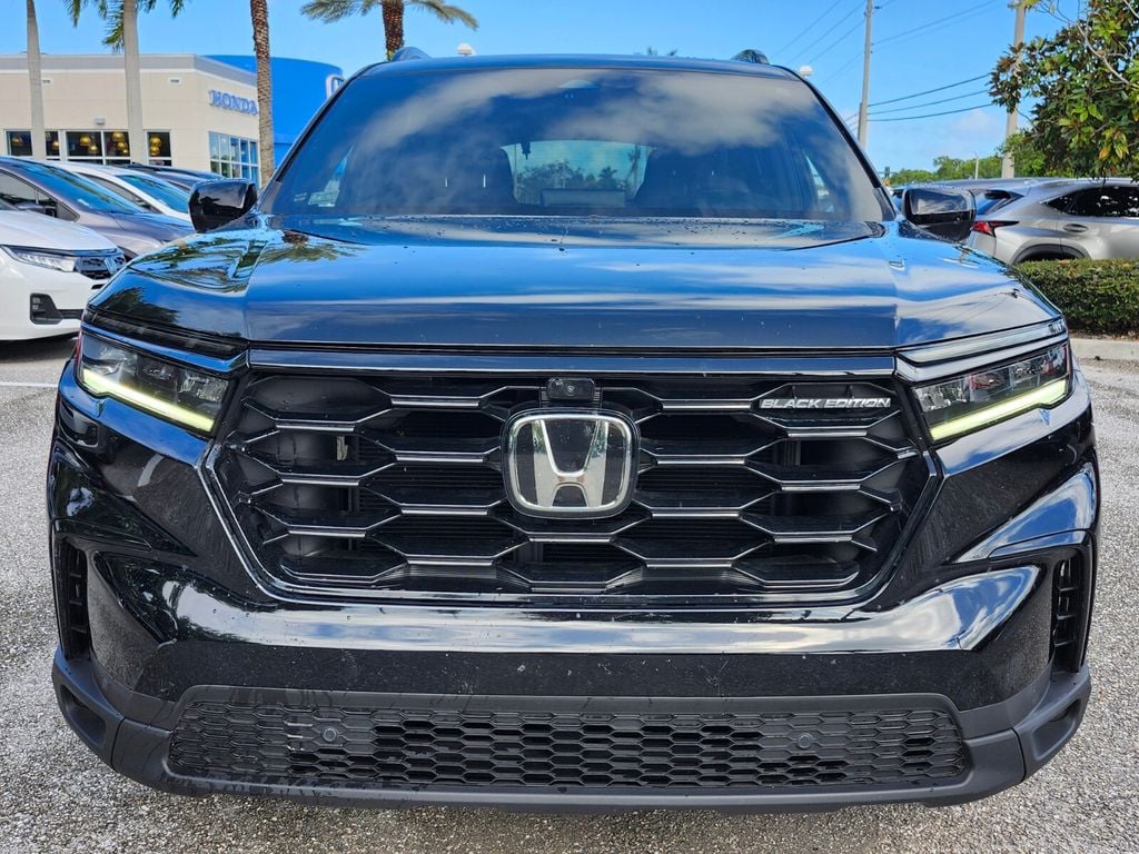 Certified 2025 Honda Pilot Black Edition SUV
