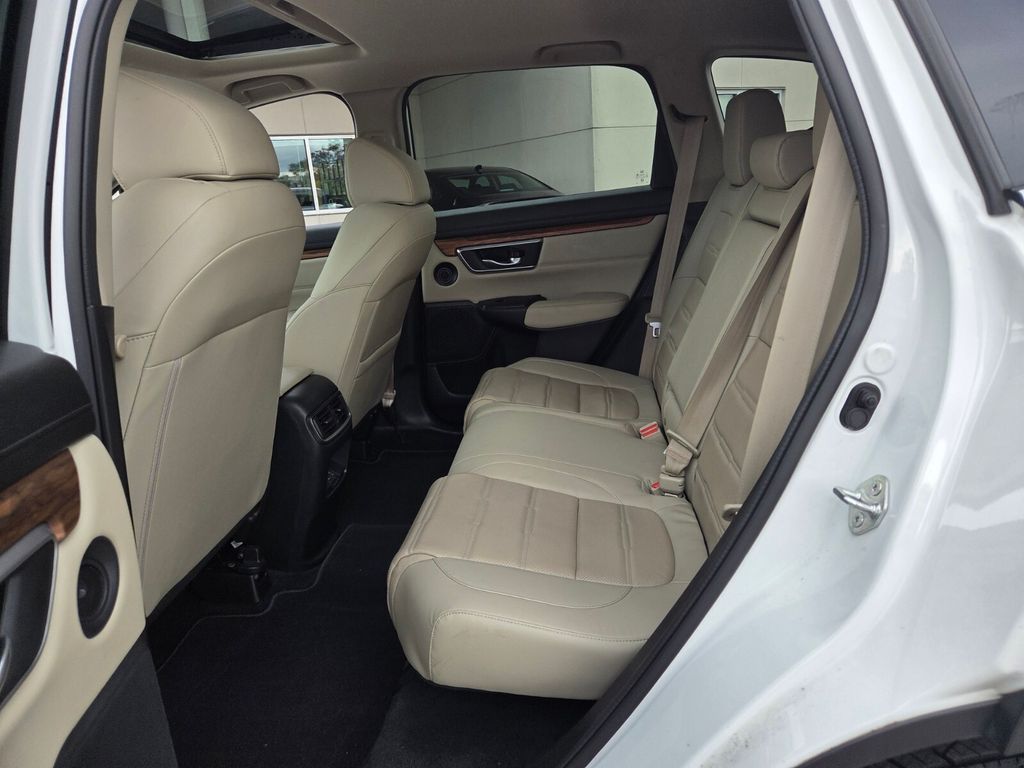 2022 Honda CR-V Touring - Photo 11