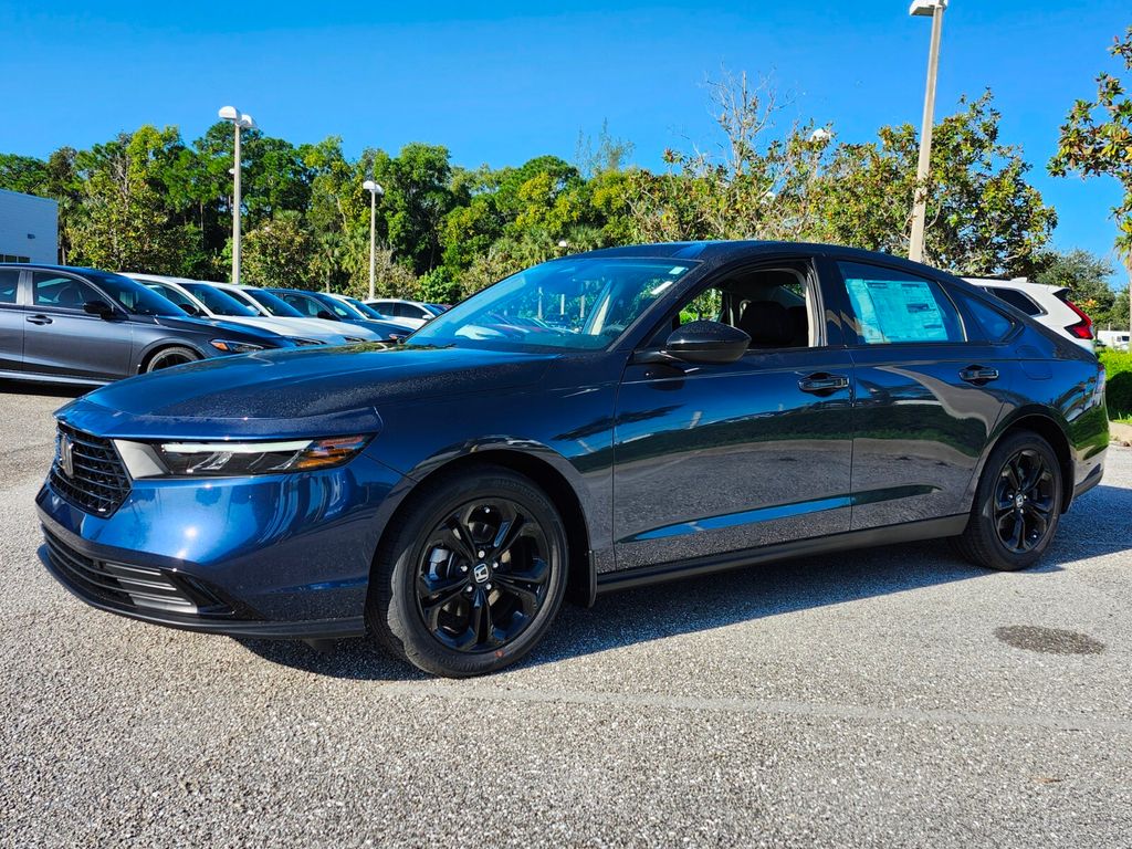 2025 Honda Accord SE photo 3