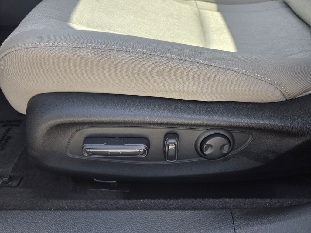 2024 Honda Accord EX - Photo 10