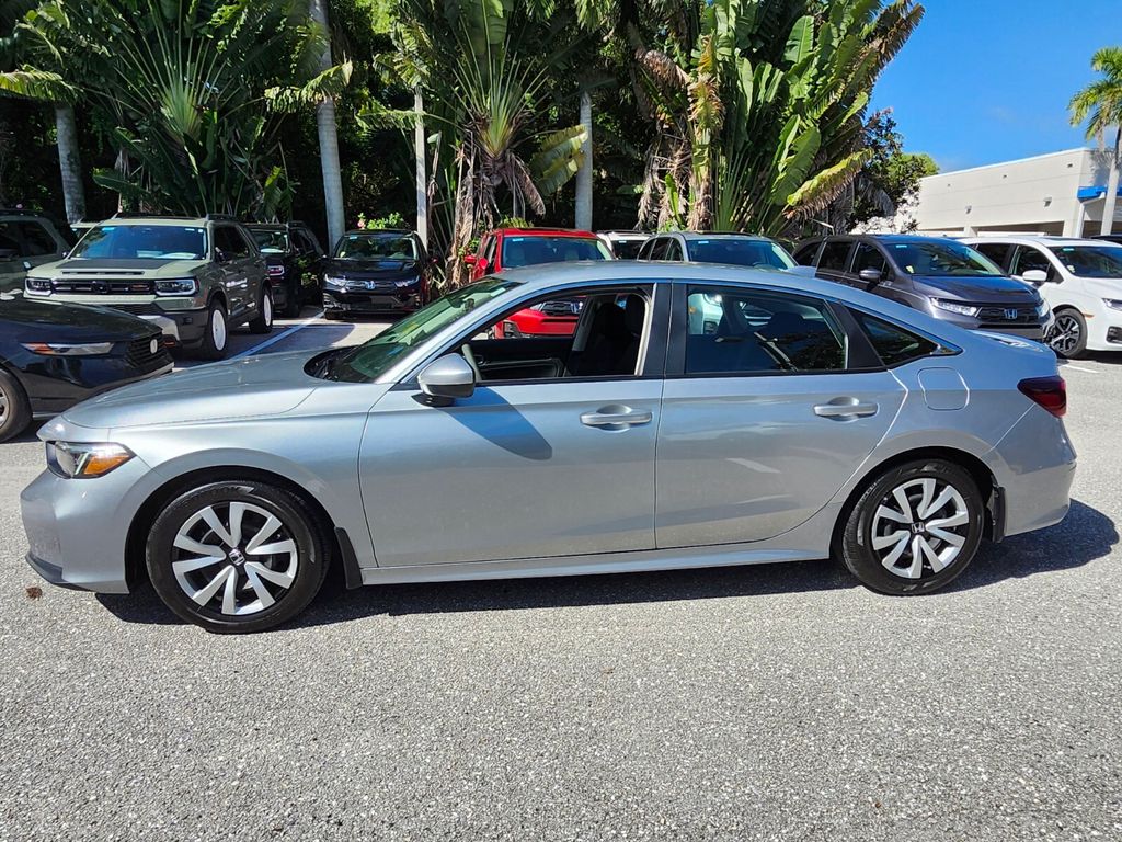 2025 Honda Civic LX photo 4
