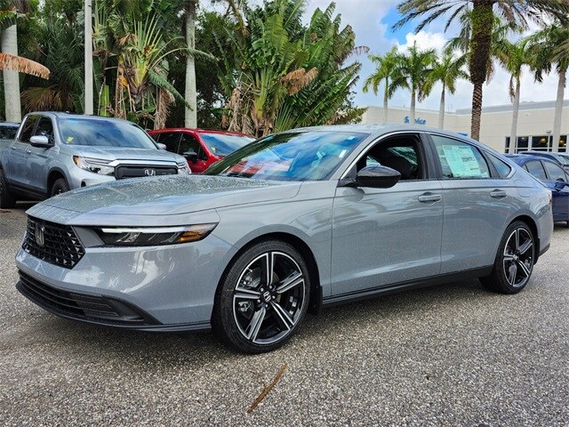 2025 Honda Accord Hybrid Sport photo 3