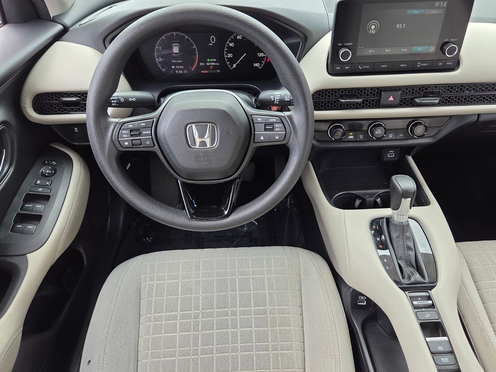 2023 Honda HR-V LX - Photo 12