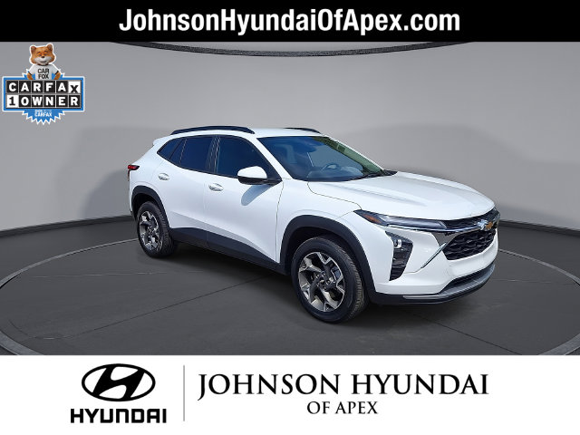 Used 2025 Chevrolet Trax LT SUV