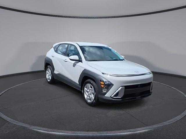 2026 Hyundai Kona SE photo 2